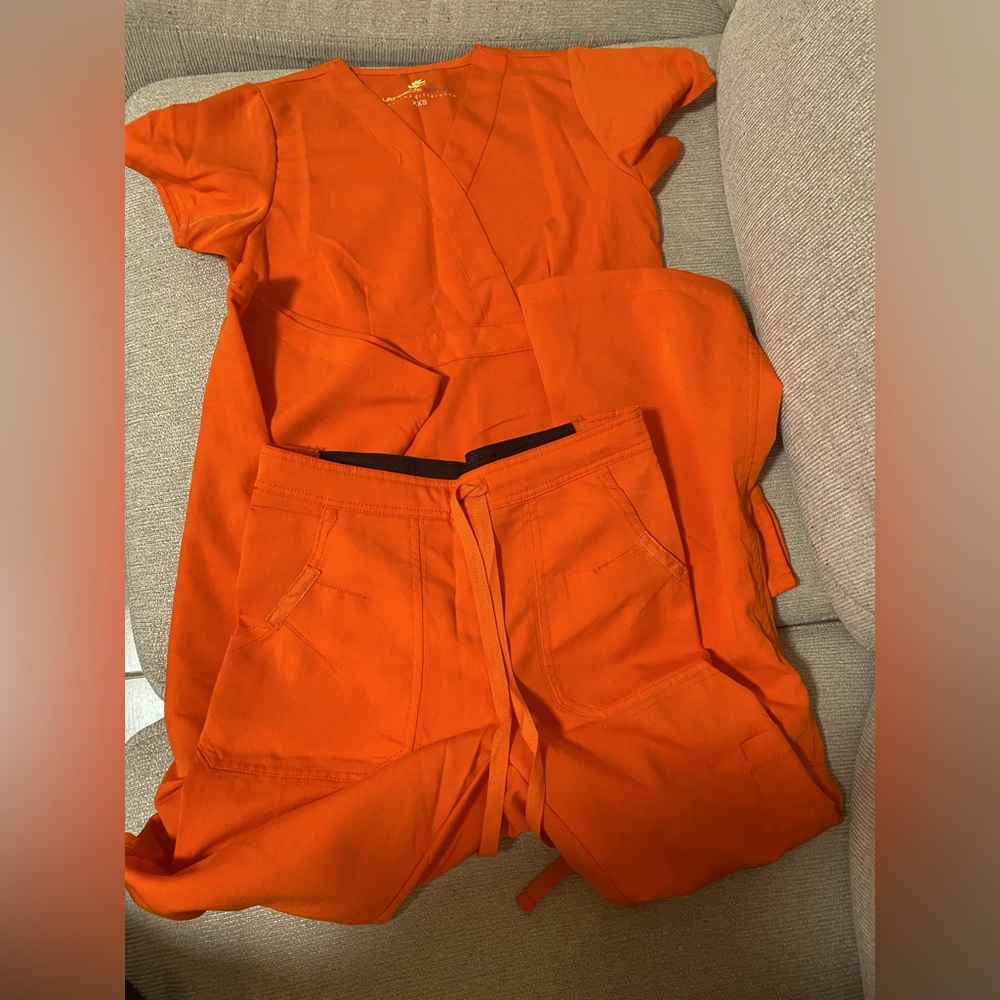 Bright Orange scrub set xxs